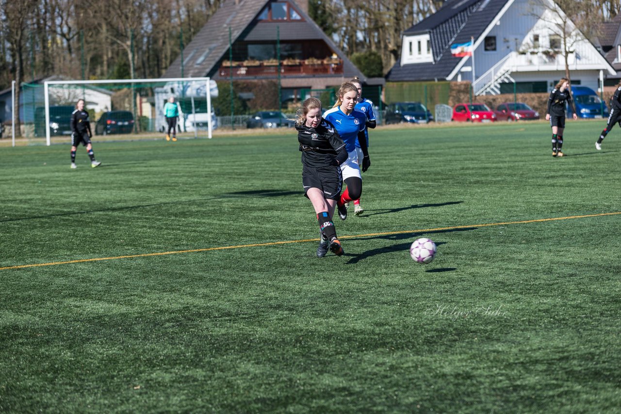 Bild 334 - B-Juniorinnen Halbfinale SVHU - Holstein Kiel : Ergebnis: 3:0